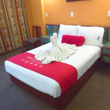 Hotel Central Ciudad Nezahualcóyotl エクステリア 写真